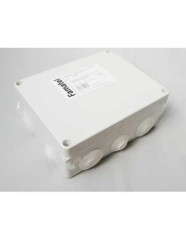 Кутия Famatel 220х170 IP55 с щуцери