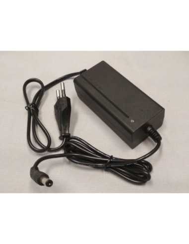 Захранване за камери, видеонаблюдение и контрол на достъп DC12V5A, Desktop